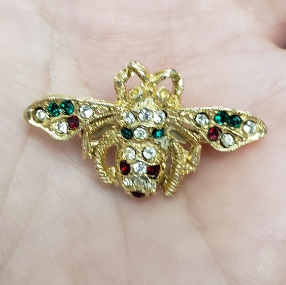 Bejeweled Bumblebee Rhinestone Gold Brooch Pin - Picture 6 of 7